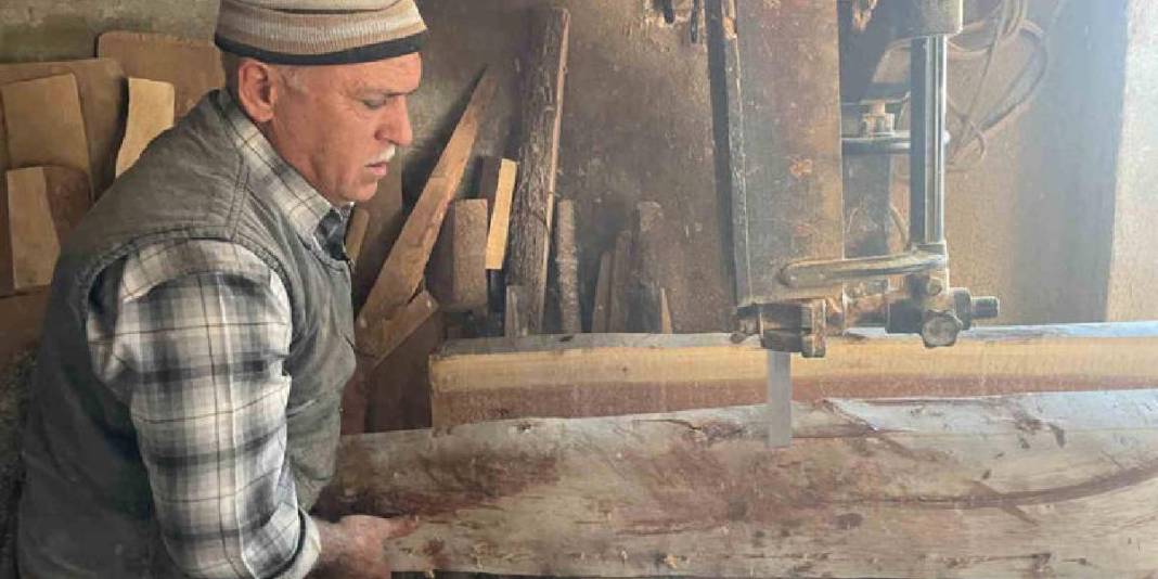 45 yıldır emek veriyor, mesleği tehlike taşıyor: Çırak bulamazsa işyeri kepenk indirecek 3